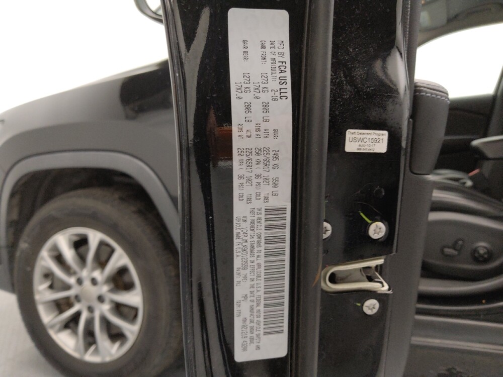 2019 Jeep Cherokee in Topeka, KS 66611 - 18123813 33