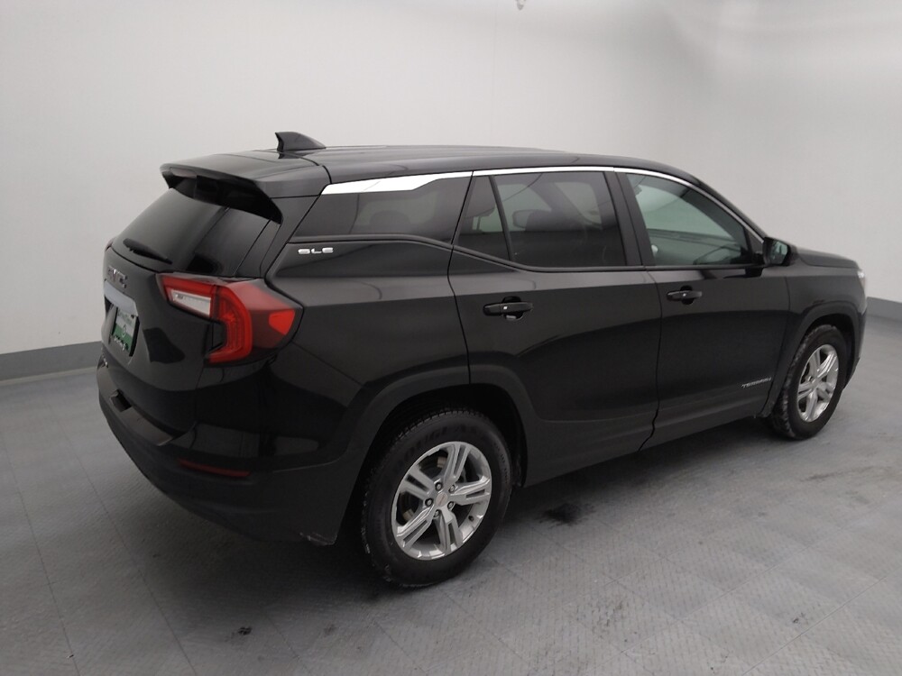 2024 GMC Terrain in Topeka, KS 66611 - 18123815 10