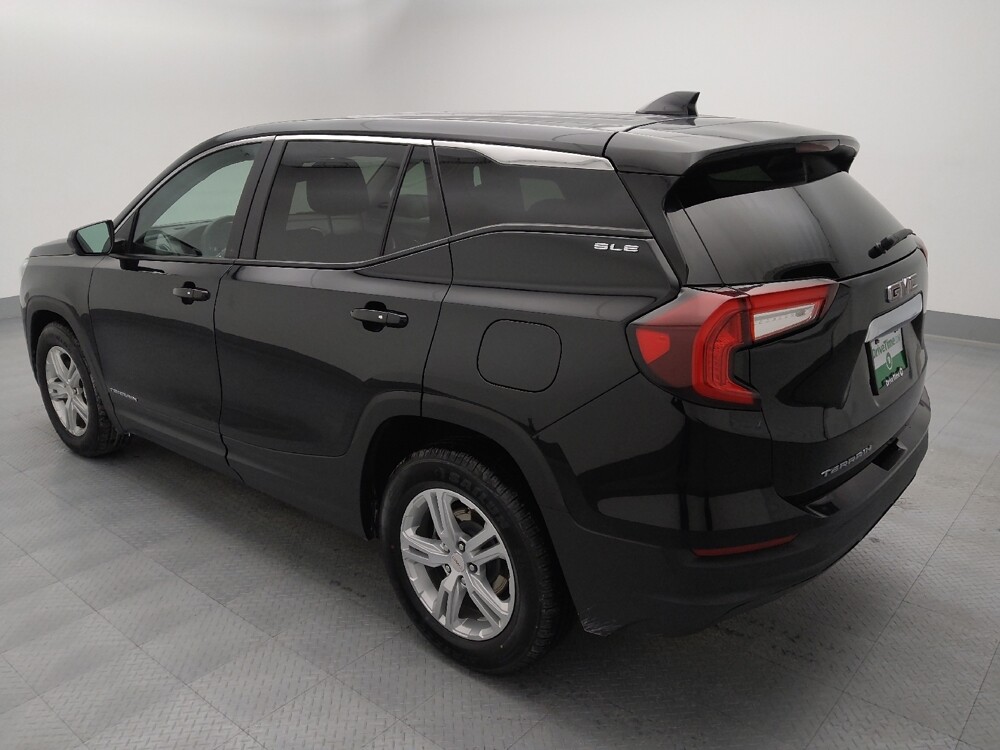 2024 GMC Terrain in Topeka, KS 66611 - 18123815 3