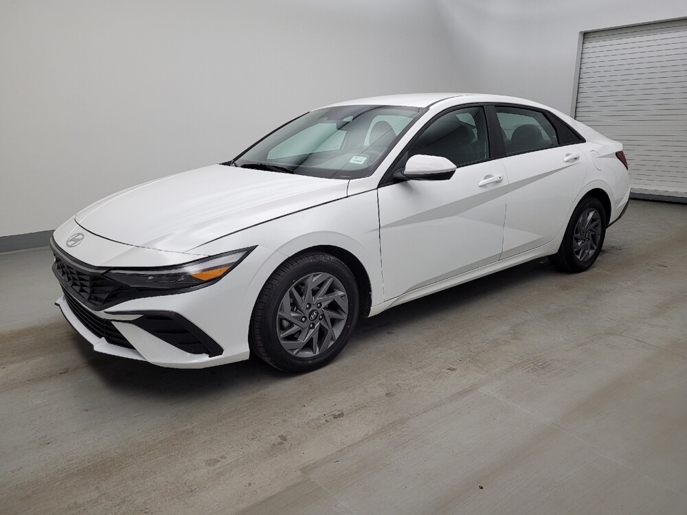 2024 Hyundai Elantra in Miamisburg, OH 45342 - 18123816 2