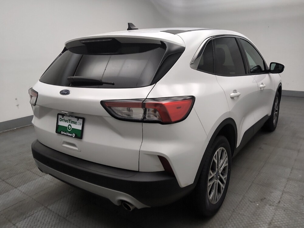 2022 Ford Escape in Lombard, IL 60148 - 18123818 9