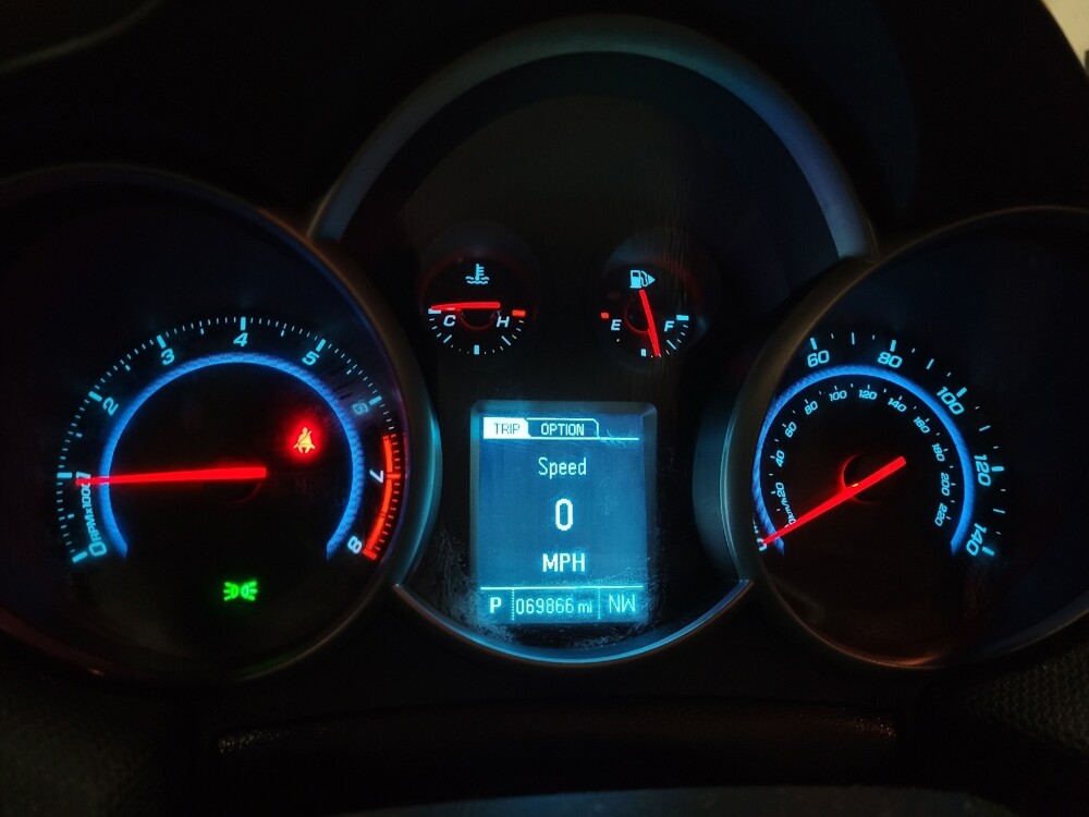 2014 Chevrolet Cruze in Glen Burnie, MD 21061 - 18123821 23