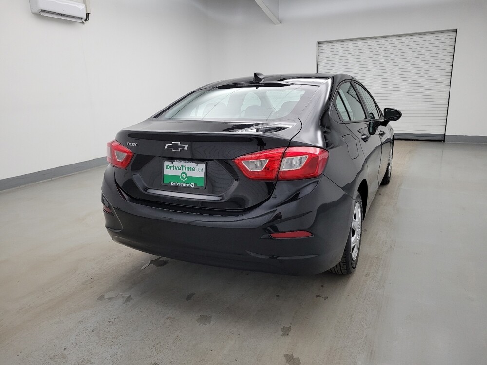 2018 Chevrolet Cruze in Lexington, KY 40509 - 18123822 7