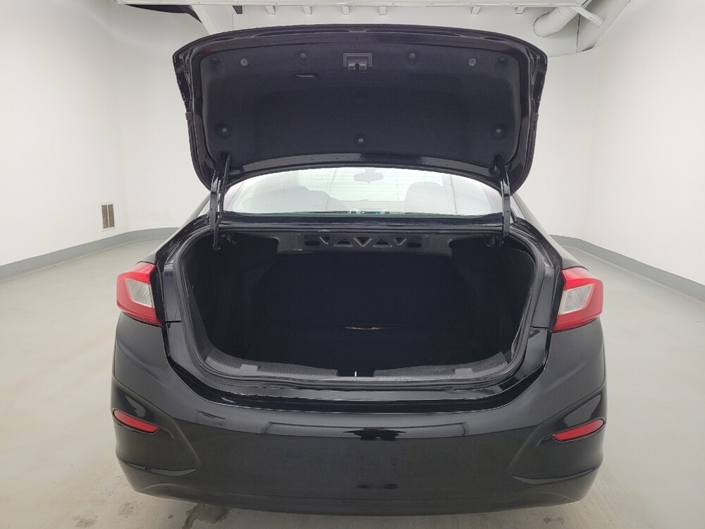 2018 Chevrolet Cruze in Lexington, KY 40509 - 18123822 29