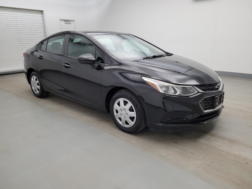 2018 Chevrolet Cruze in Lexington, KY 40509 - 18123822 11