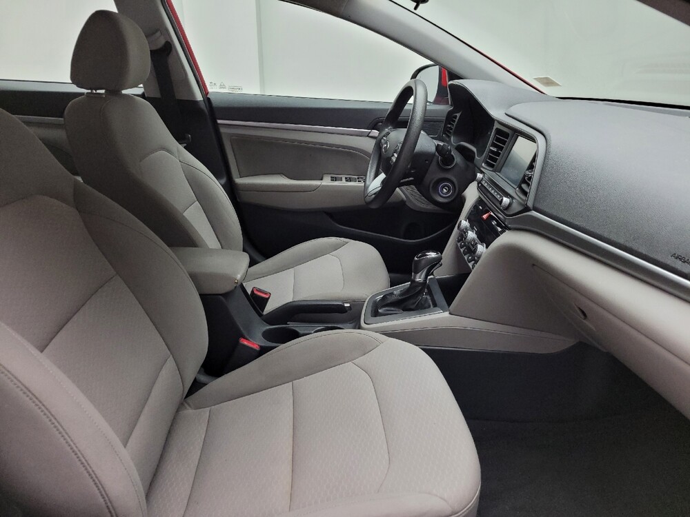 2020 Hyundai Elantra in Taylor, MI 48180 - 18123825 21