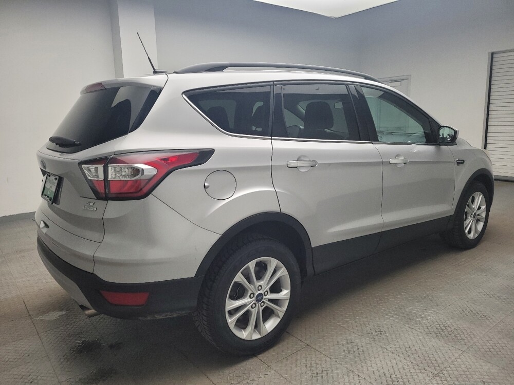 2017 Ford Escape in Eastpointe, MI 48021 - 18123827 10