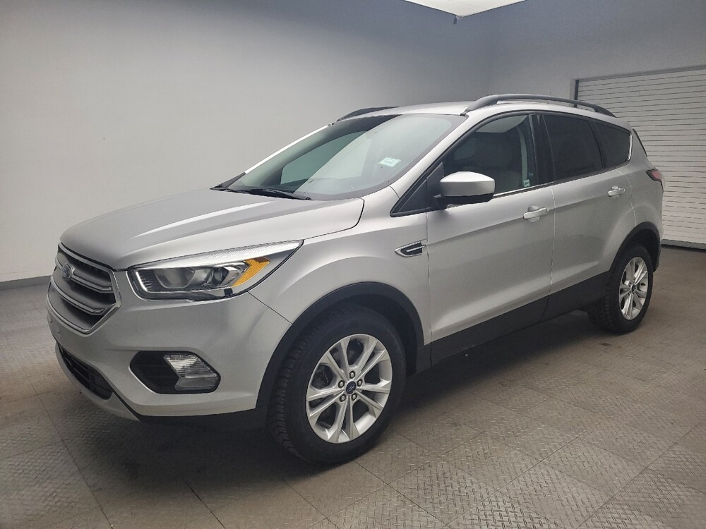 2017 Ford Escape in Eastpointe, MI 48021 - 18123827 2