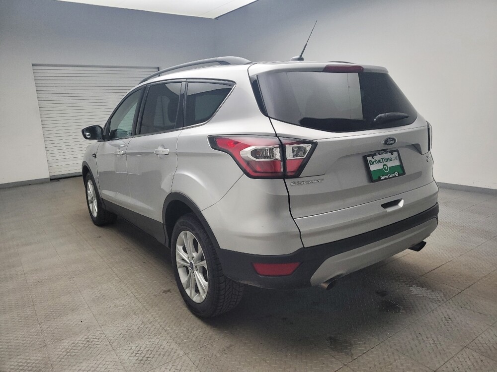 2017 Ford Escape in Eastpointe, MI 48021 - 18123827 5