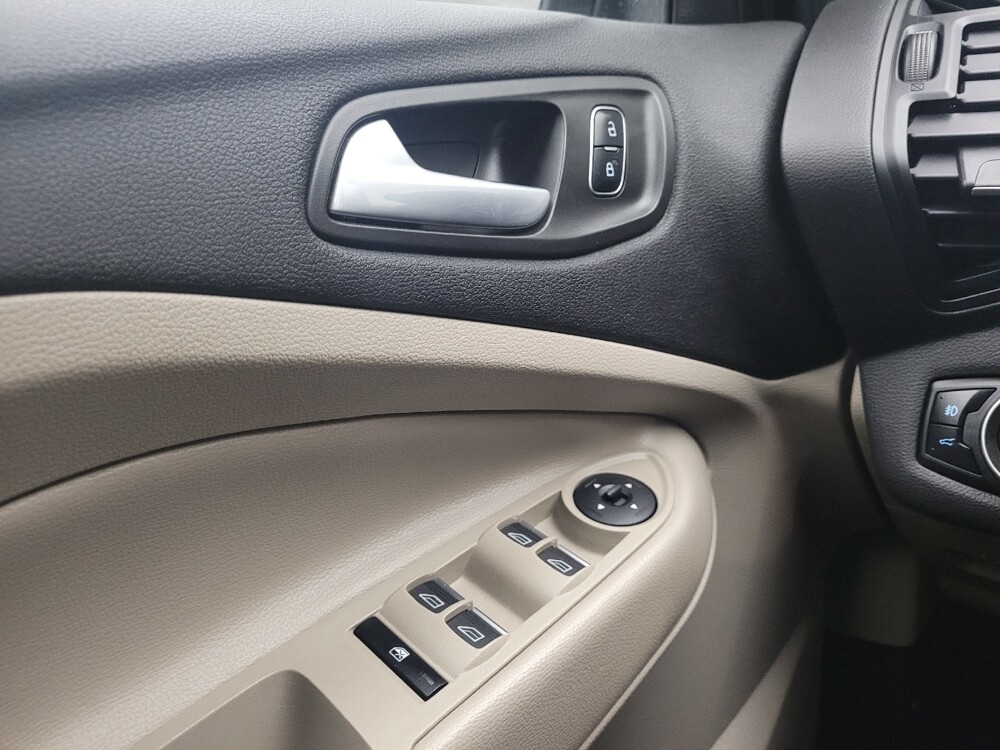 2017 Ford Escape in Eastpointe, MI 48021 - 18123827 27