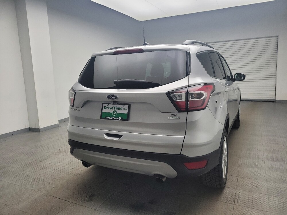 2017 Ford Escape in Eastpointe, MI 48021 - 18123827 7