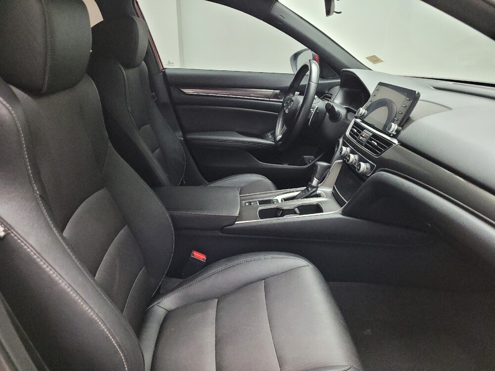 2019 Honda Accord in Taylor, MI 48180 - 18123828 21