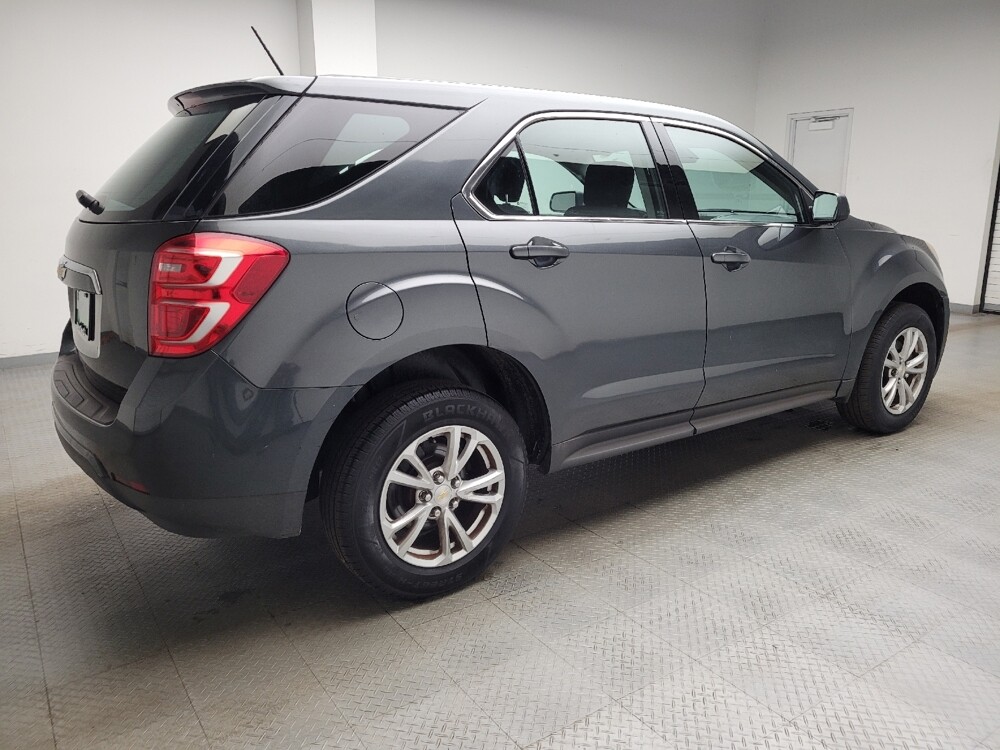 2017 Chevrolet Equinox in Eastpointe, MI 48021 - 18123829 10