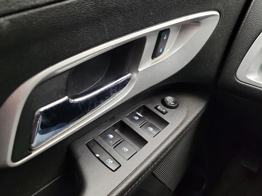 2017 Chevrolet Equinox in Eastpointe, MI 48021 - 18123829 27