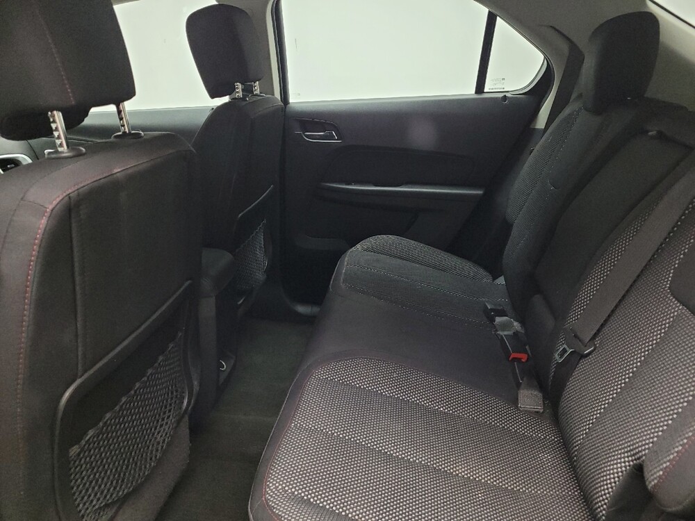 2017 Chevrolet Equinox in Eastpointe, MI 48021 - 18123829 18