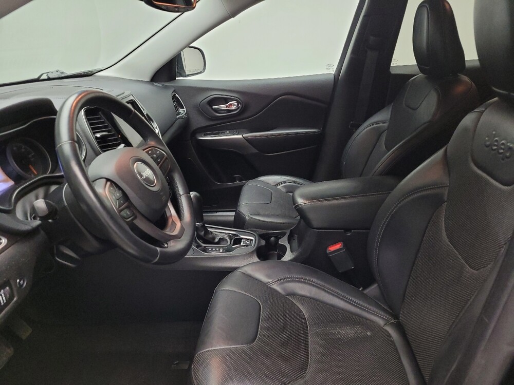 2019 Jeep Cherokee in Taylor, MI 48180 - 18123831 17