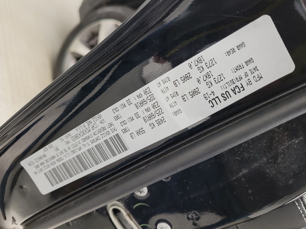 2019 Jeep Cherokee in Taylor, MI 48180 - 18123831 33