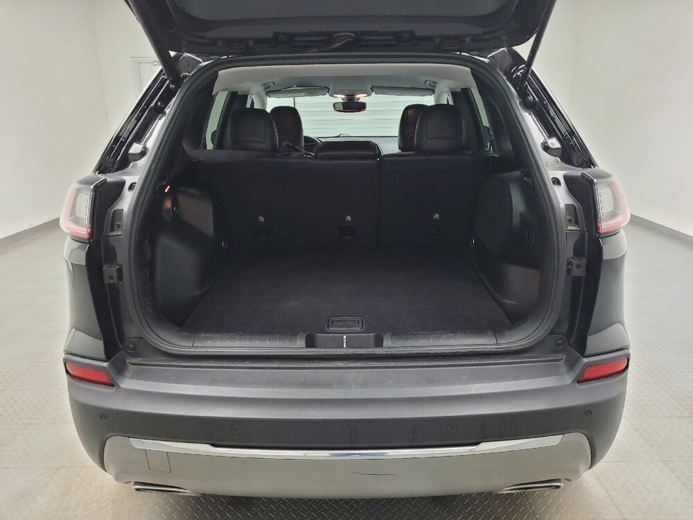 2019 Jeep Cherokee in Taylor, MI 48180 - 18123831 29