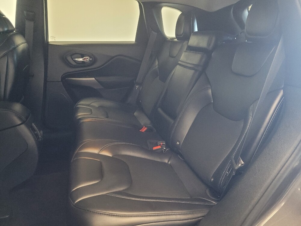 2019 Jeep Cherokee in Mishawaka, IN 46545 - 18123835 18