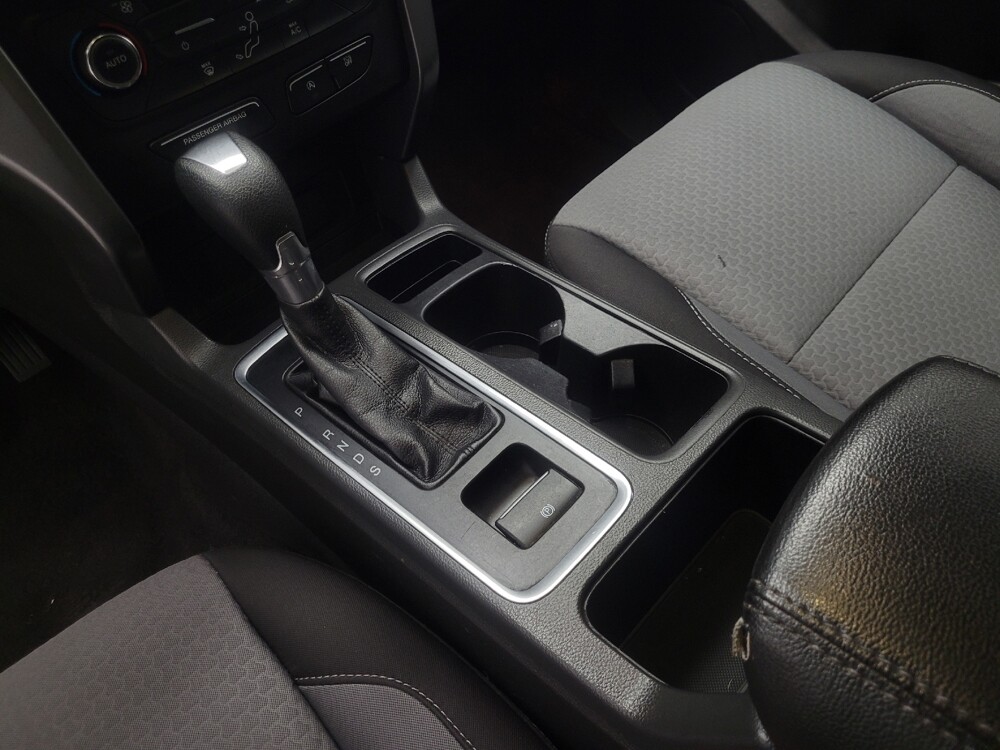 2017 Ford Escape in Mishawaka, IN 46545 - 18123840 26