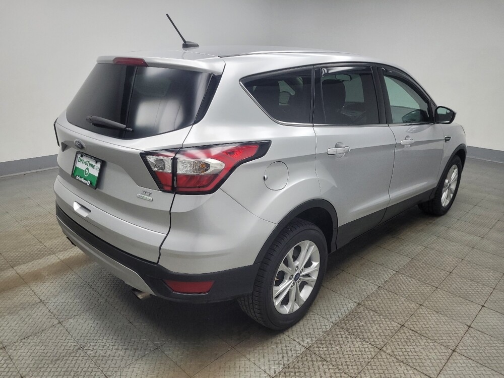 2017 Ford Escape in Mishawaka, IN 46545 - 18123840 9