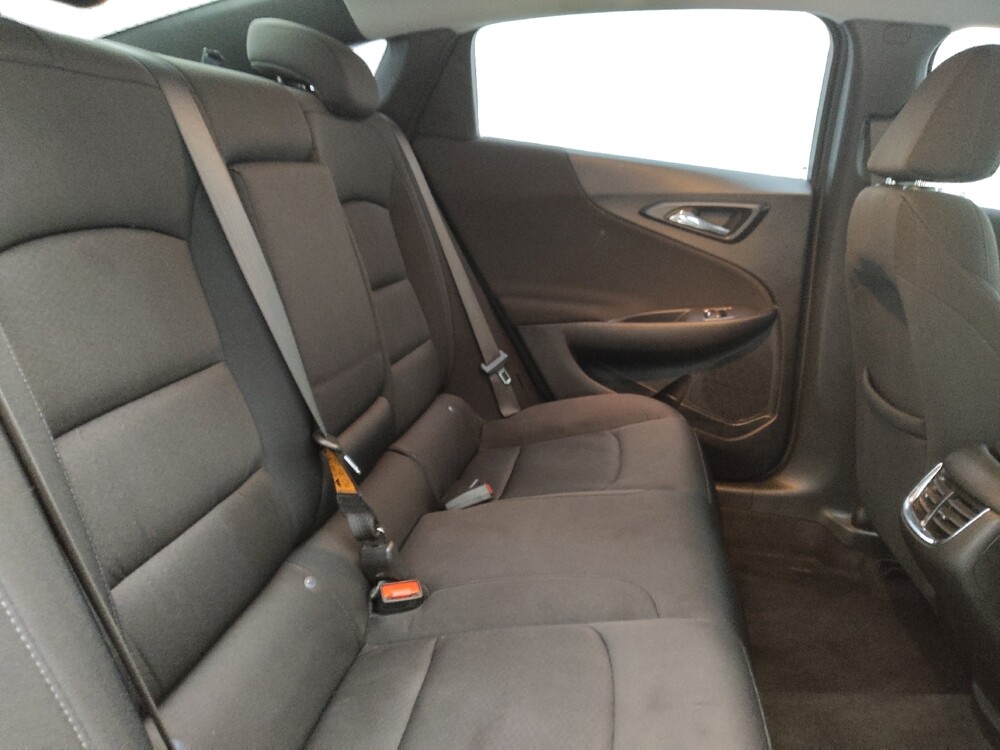 2021 Chevrolet Malibu in Charleston, SC 29414 - 18123843 19