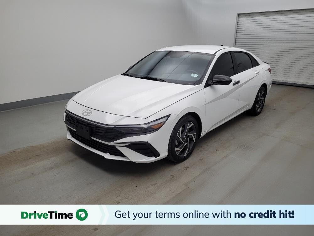 2025 Hyundai Elantra in Cincinnati, OH 45255 - 18123844