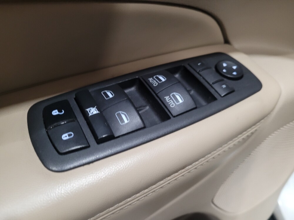 2022 Jeep Grand Cherokee in Woodbridge, VA 22191 - 18123845 27