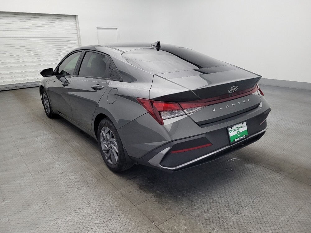 2024 Hyundai Elantra in Mobile, AL 36606 - 18123853 5