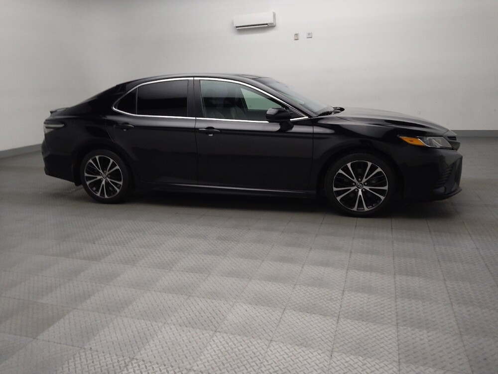 2018 Toyota Camry in Lewisville, TX 75067 - 18123859 11