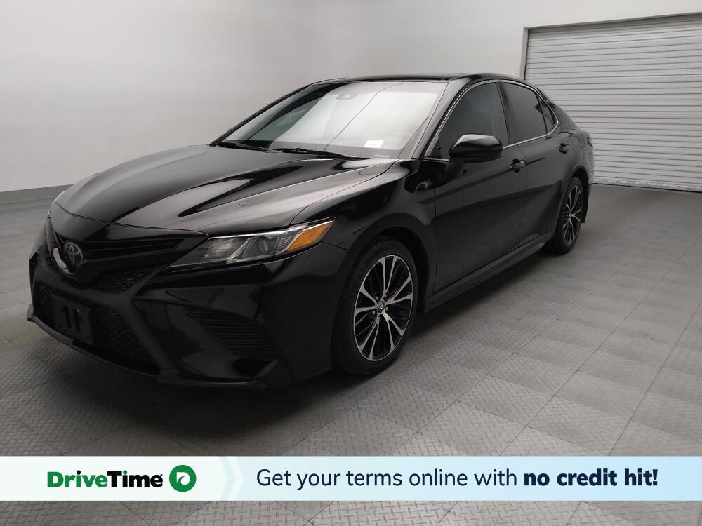 2018 Toyota Camry in Lewisville, TX 75067 - 18123859
