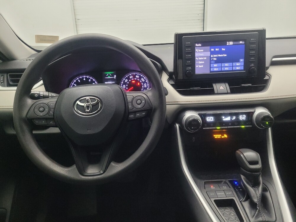 2019 Toyota RAV4 in Marietta, GA 30062 - 18123862 22