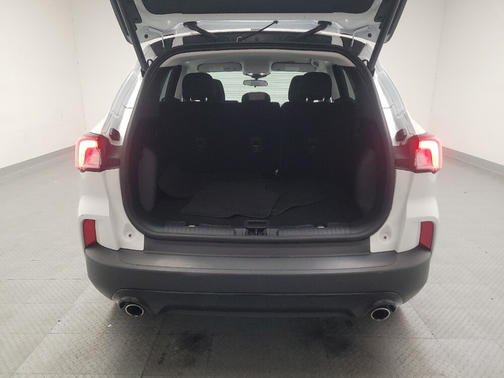 2022 Ford Escape in Fresno, CA 93726 - 18123876 29