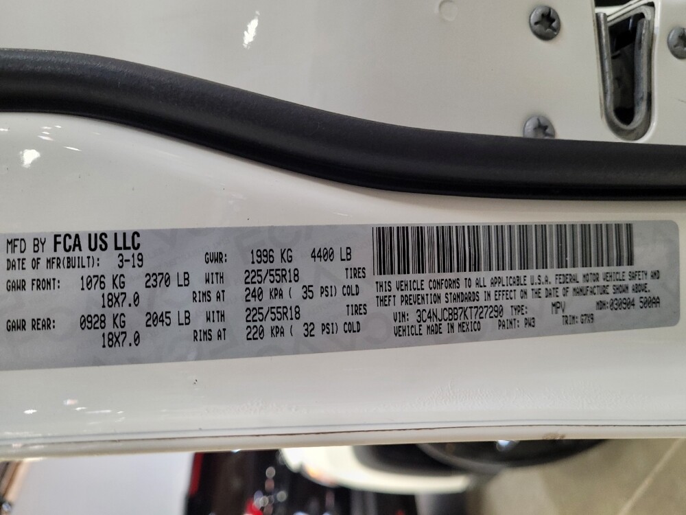 2019 Jeep Compass in Sacramento, CA 95821 - 18123878 33