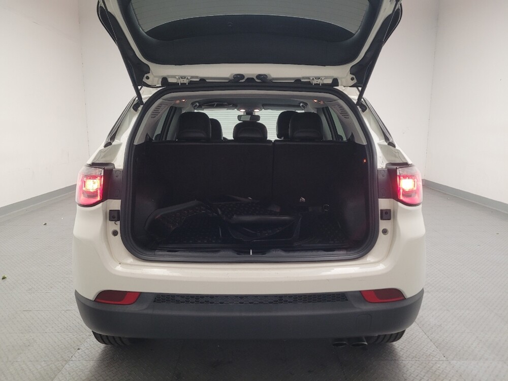 2019 Jeep Compass in Sacramento, CA 95821 - 18123878 29