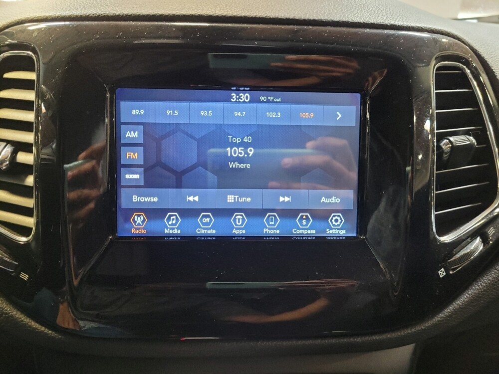 2019 Jeep Compass in Sacramento, CA 95821 - 18123878 25