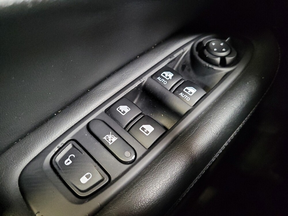 2019 Jeep Compass in Sacramento, CA 95821 - 18123878 27