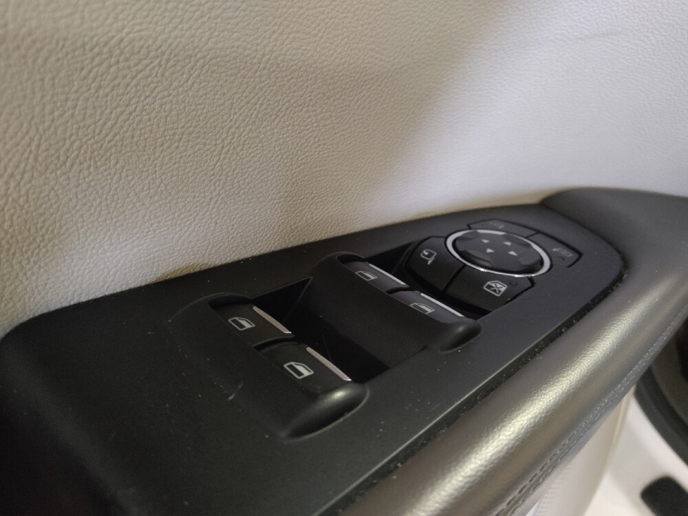 2017 Lincoln MKX in Bradenton, FL 34207 - 18123879 27