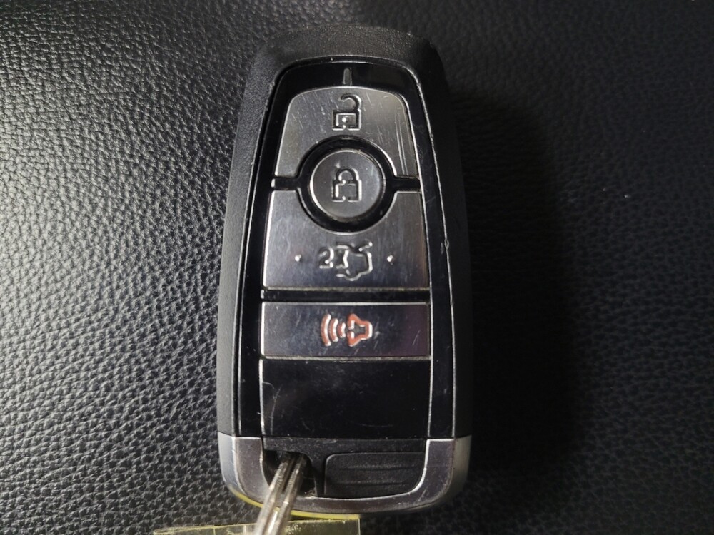 2018 Ford Fusion in Duluth, GA 30096 - 18123886 32