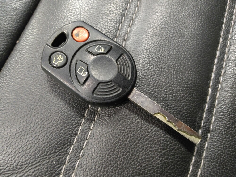 2017 Ford Escape in Mesa, AZ 85210 - 18123894 32