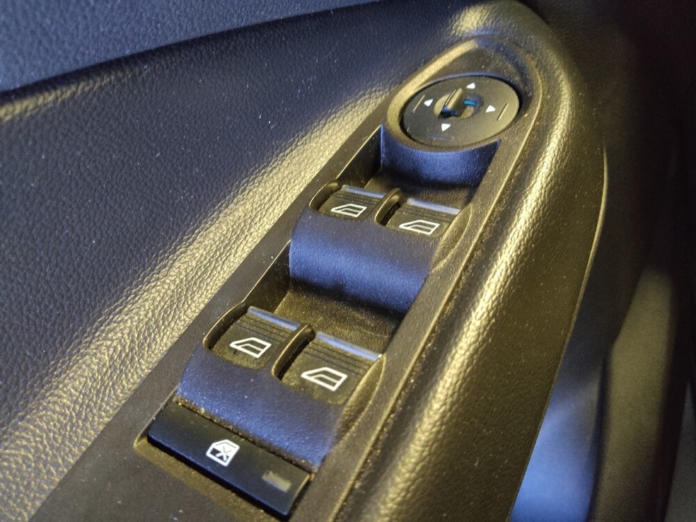 2017 Ford Escape in Mesa, AZ 85210 - 18123894 27