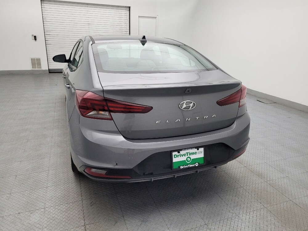 2020 Hyundai Elantra in Greenville, SC 29607 - 18123895 6