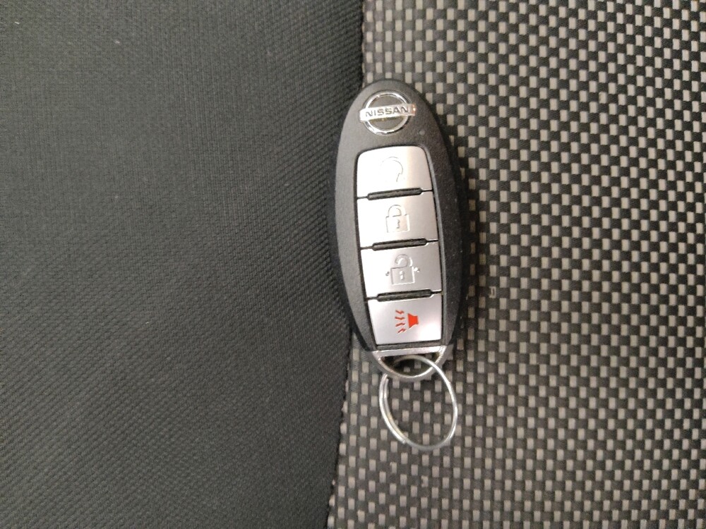 2019 Nissan Pathfinder in Springfield, MO 65807 - 18123900 32