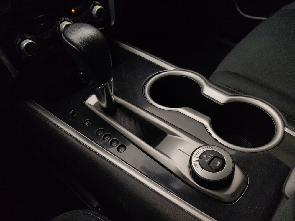 2019 Nissan Pathfinder in Springfield, MO 65807 - 18123900 26