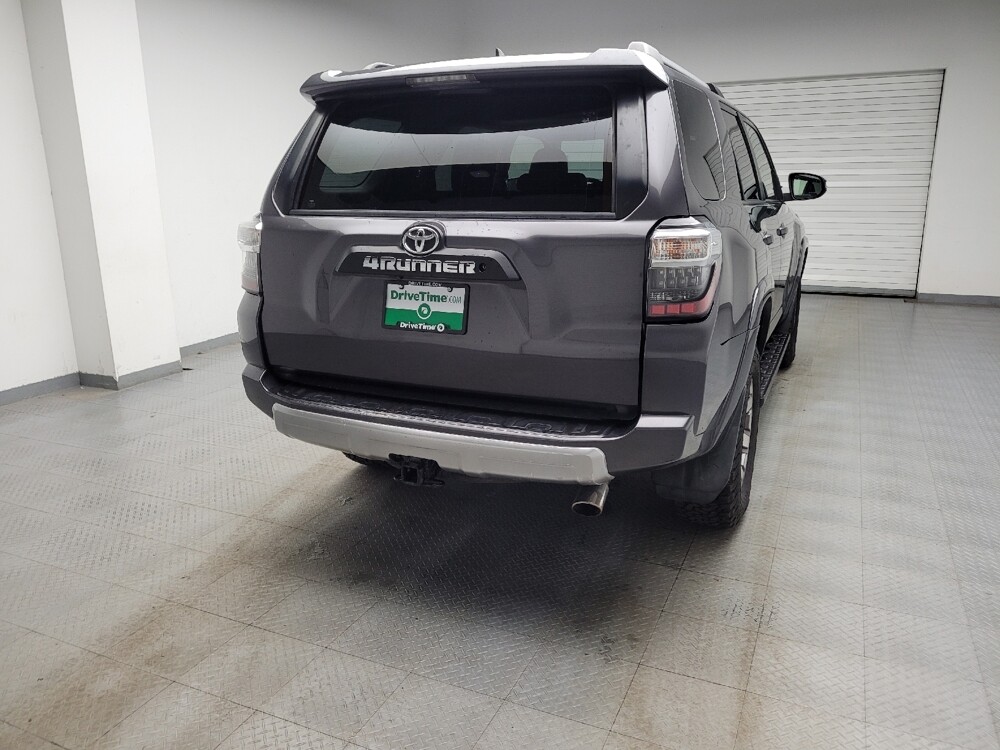 2015 Toyota 4Runner in Grand Rapids, MI 49508 - 18123901 7