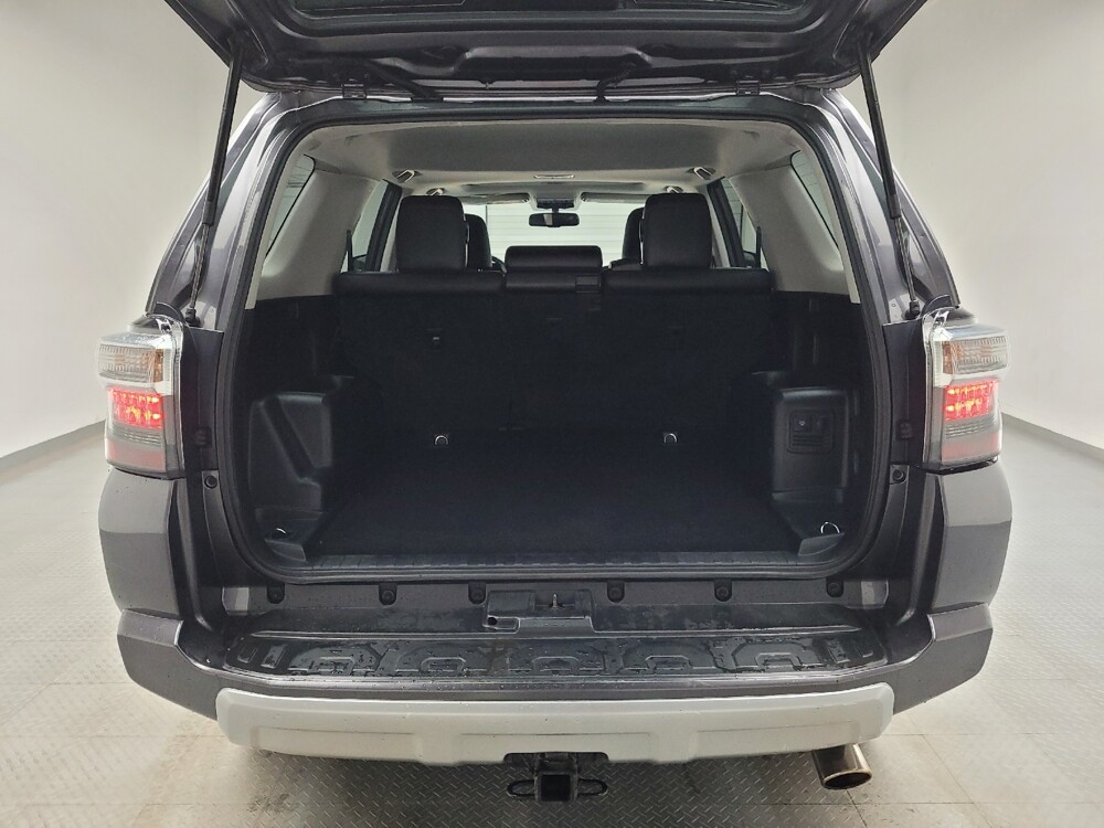 2015 Toyota 4Runner in Grand Rapids, MI 49508 - 18123901 29