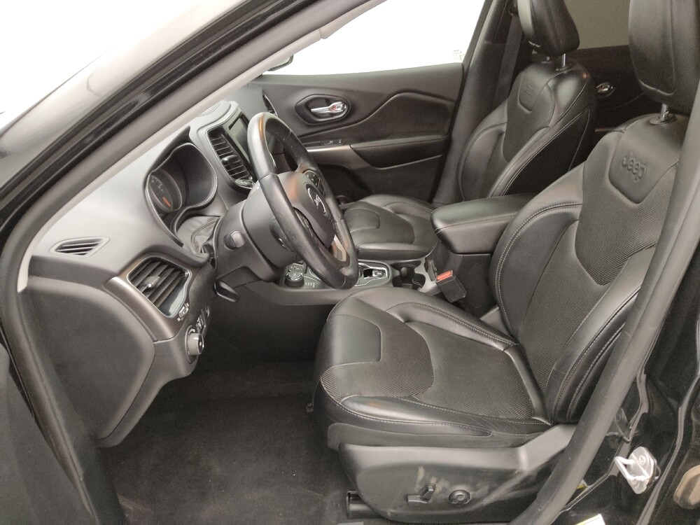 2019 Jeep Cherokee in Springfield, MO 65807 - 18123907 17