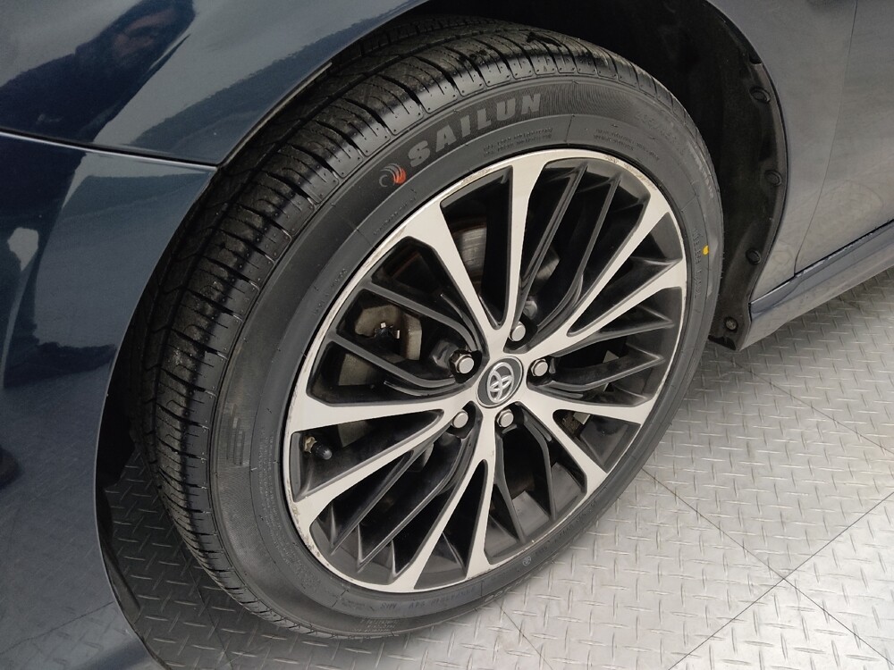 2018 Toyota Camry in Independence, MO 64055 - 18123908 31