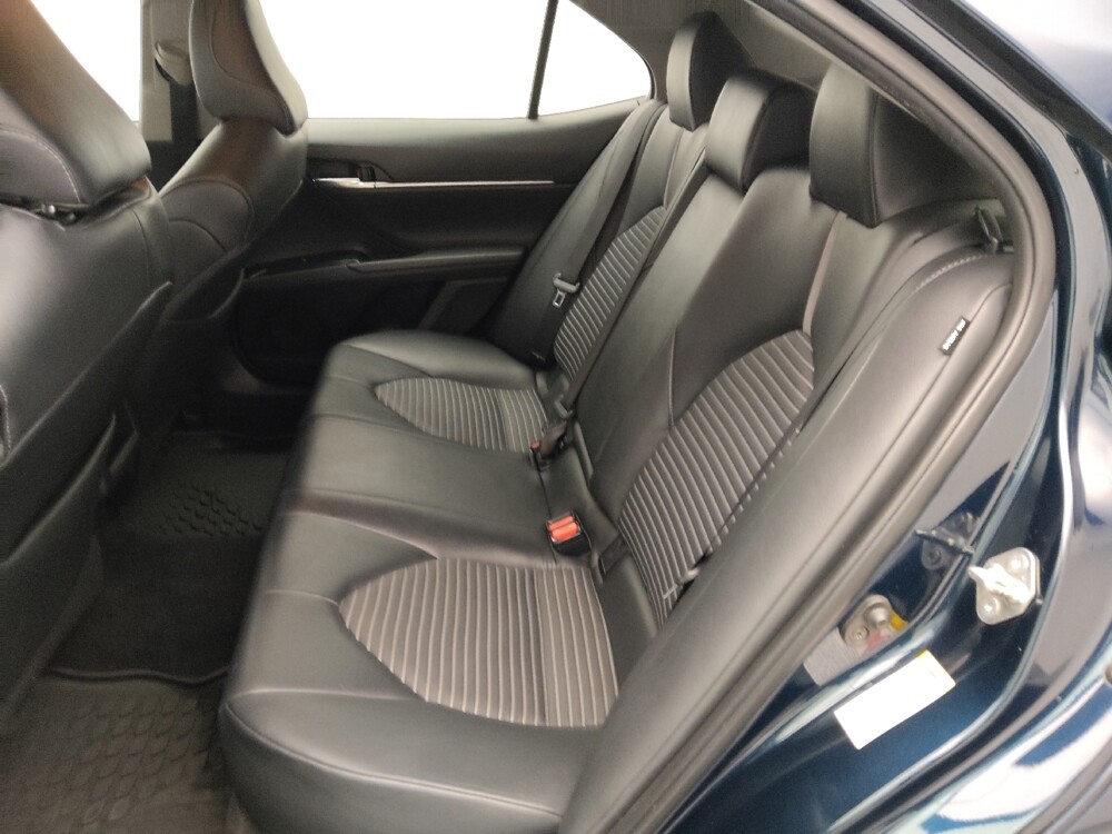 2018 Toyota Camry in Independence, MO 64055 - 18123908 18