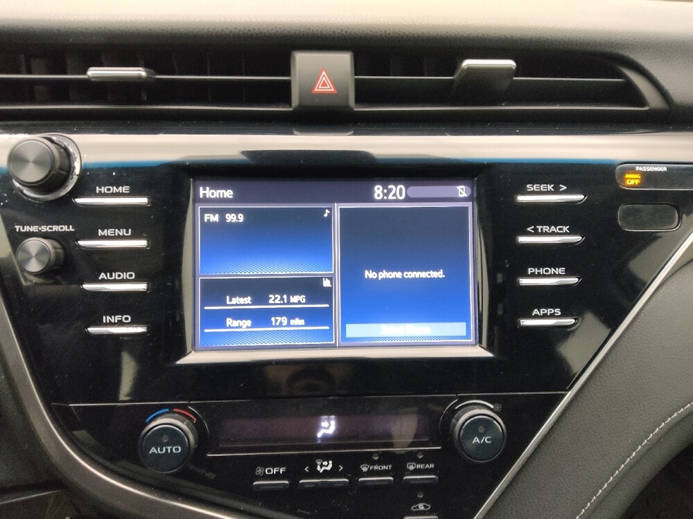 2018 Toyota Camry in Independence, MO 64055 - 18123908 25